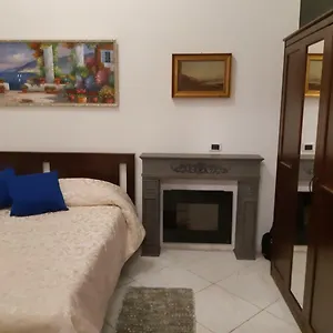 https://metropolis-stazione-centrale.hotels-amalfi.com
